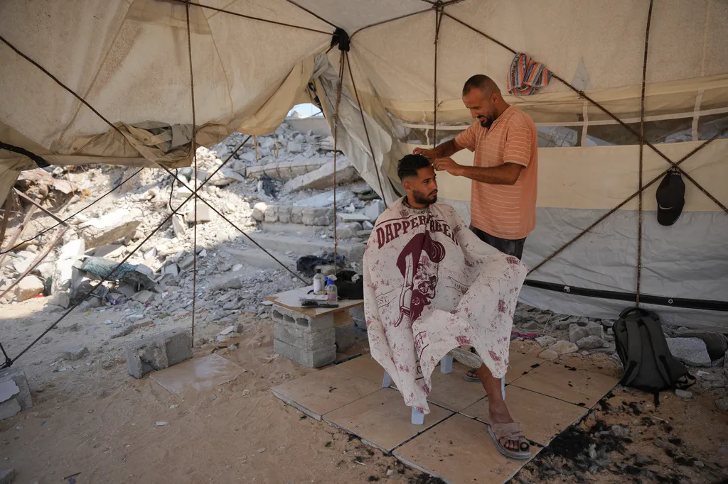 Trustworthy For Mideast Peace? Militant Hamas Says It Will Disarm If...