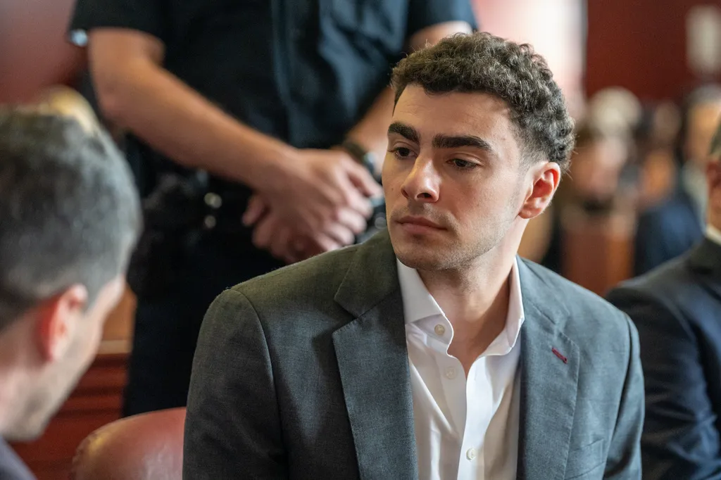 Luigi Mangione Pleads Guilty To Federal Stalking Charges