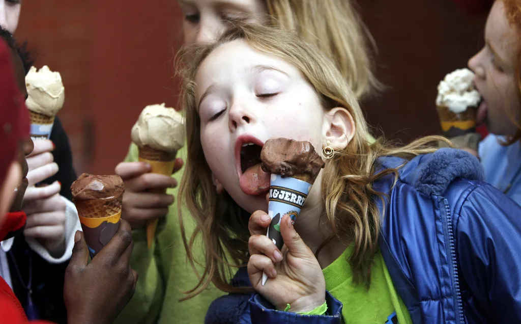 How Did We Get Ice Cream Cones? (It's American History)